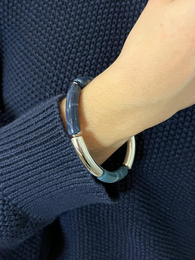 Bracelet nuances de bleu foncé et argenté
