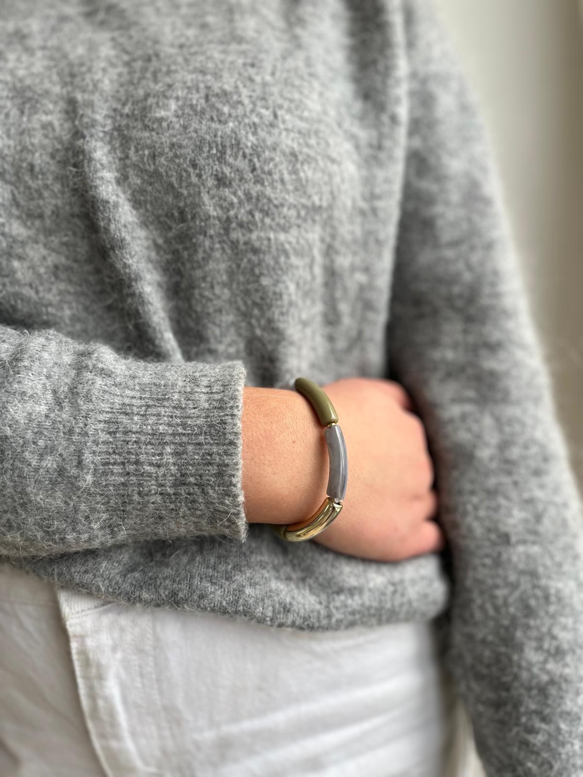 Bracelet gris et kaki